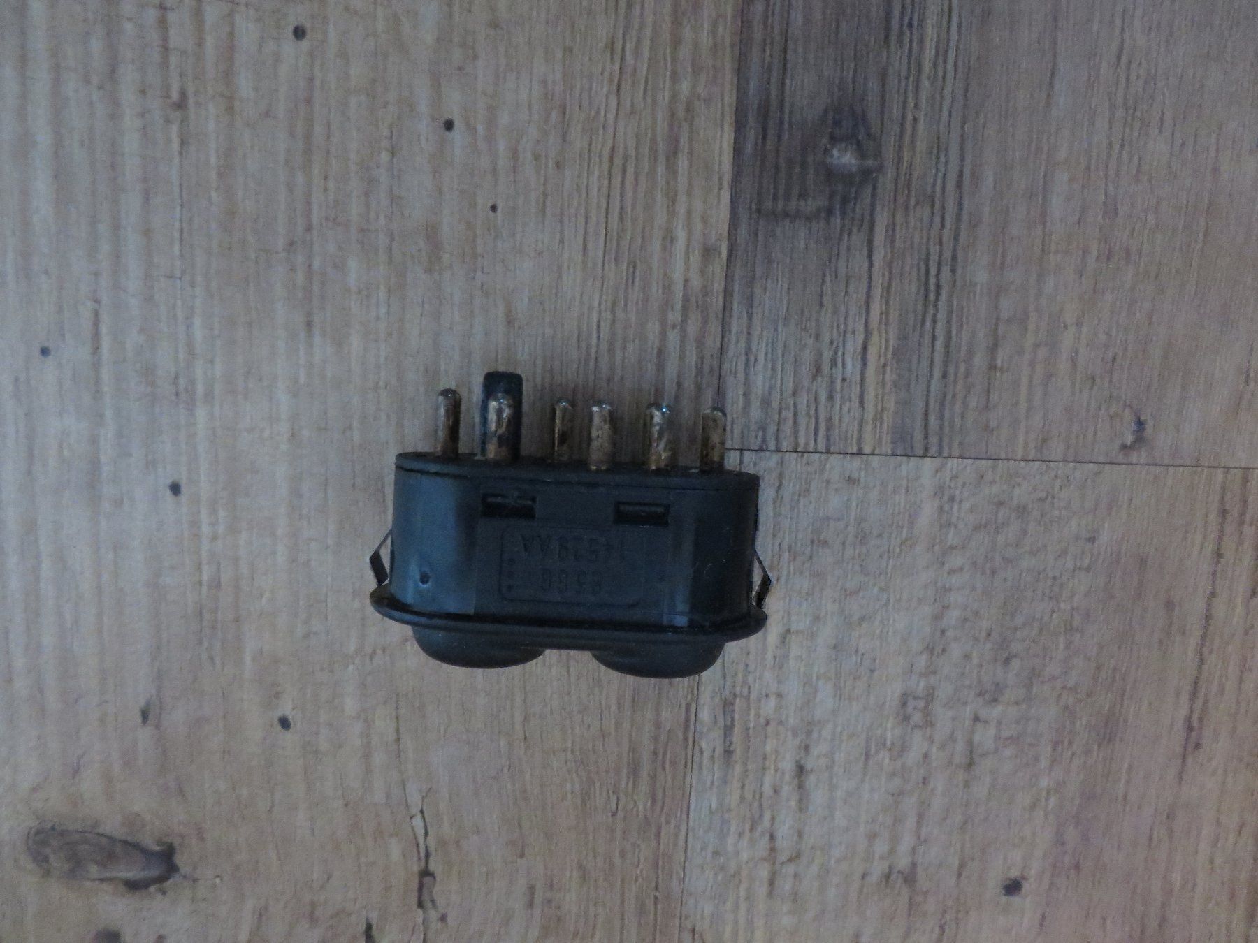 Tutti pezzi di ricambio auto: elek. Fensterheber Ford Granada Scorpio 1985 - 1992 – Nuovo (secondo la descrizione) da Bettenhausen venduto da Binford8000 1