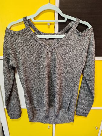 Damen Pullover Shein grau mit Schulterausschnitt Grösse S