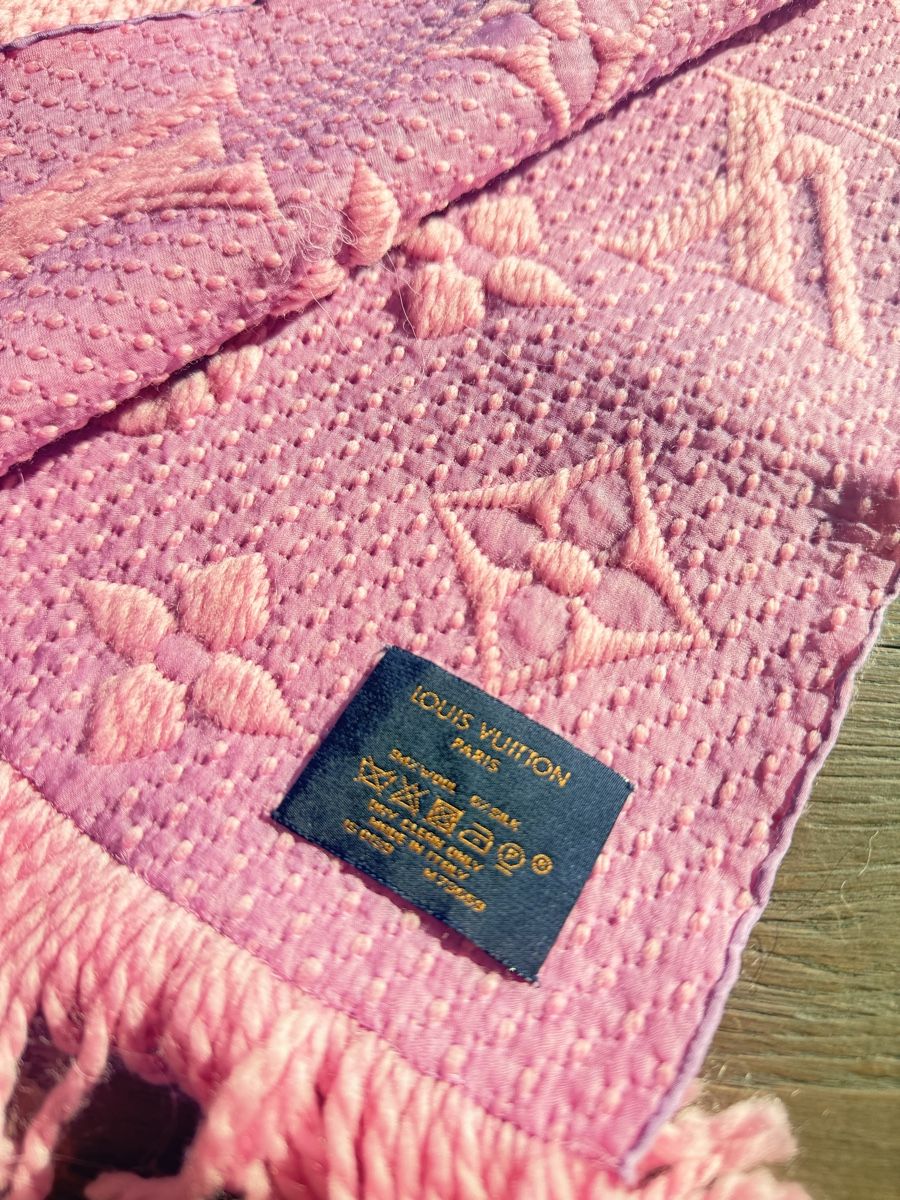 Louis Vuitton Foulards & écharpes: Louis vuitton scarf – Neuf avec emballage d'origine à Melide par Nikola-123 2