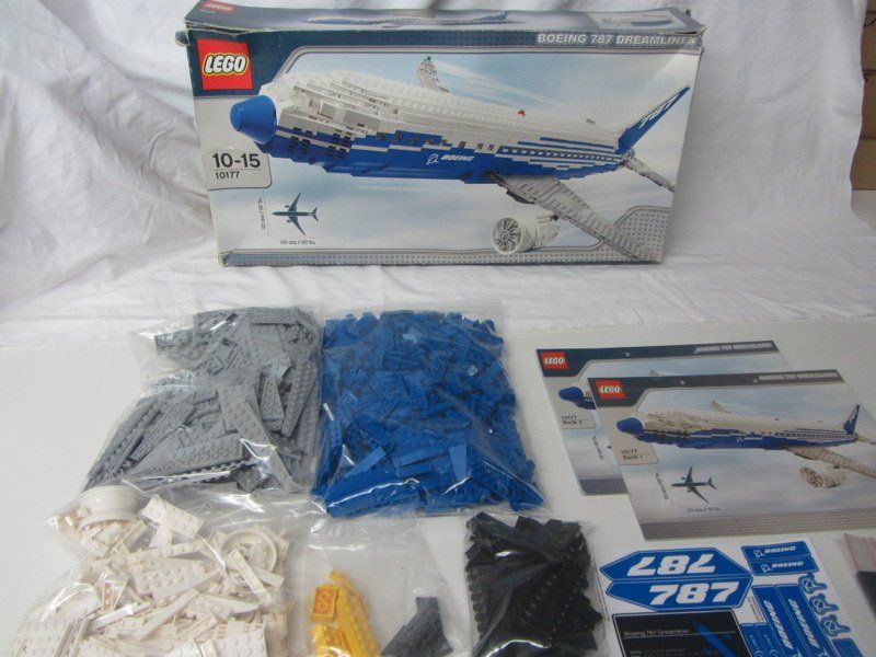 Lego Kit di costruzioni: LEGO Sculptures 10177 " Boeing 787 Dreamliner " – Usato da Kreuzlingen venduto da heinrich7h 9