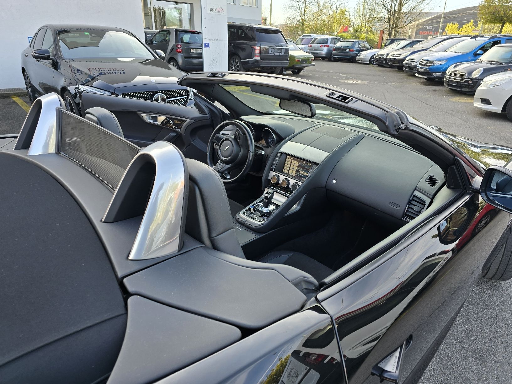 Jaguar Automobili: Jaguar F-Type V6 Cabriolet 420PS – Usato da Winterthur venduto da inf_5yby 4