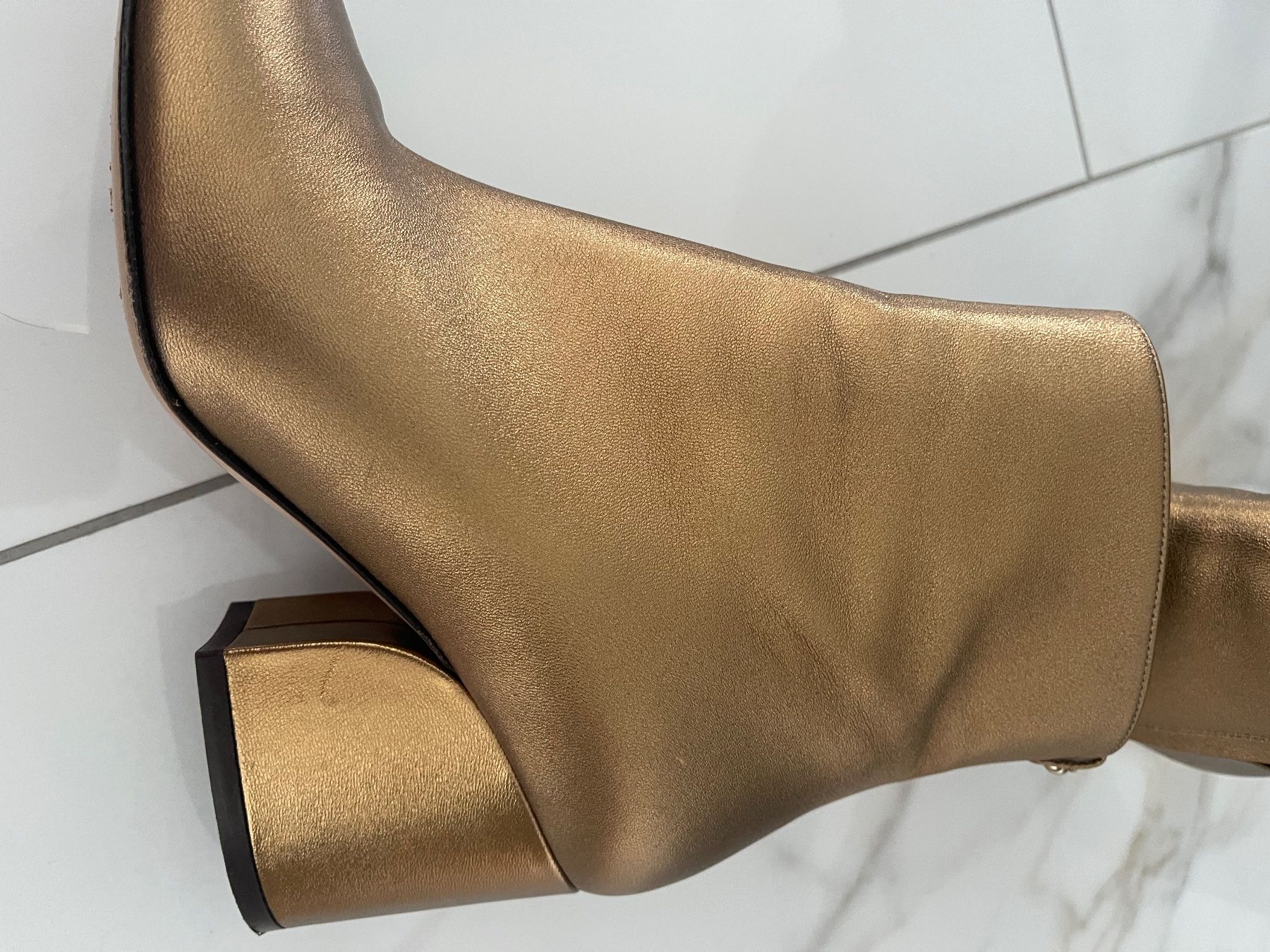 Salvatore Ferragamo Scarpe da donna: Original Ferragamo Halbstiefel, Gr 36 – Usato da Dättwil AG venduto da nika8810 3