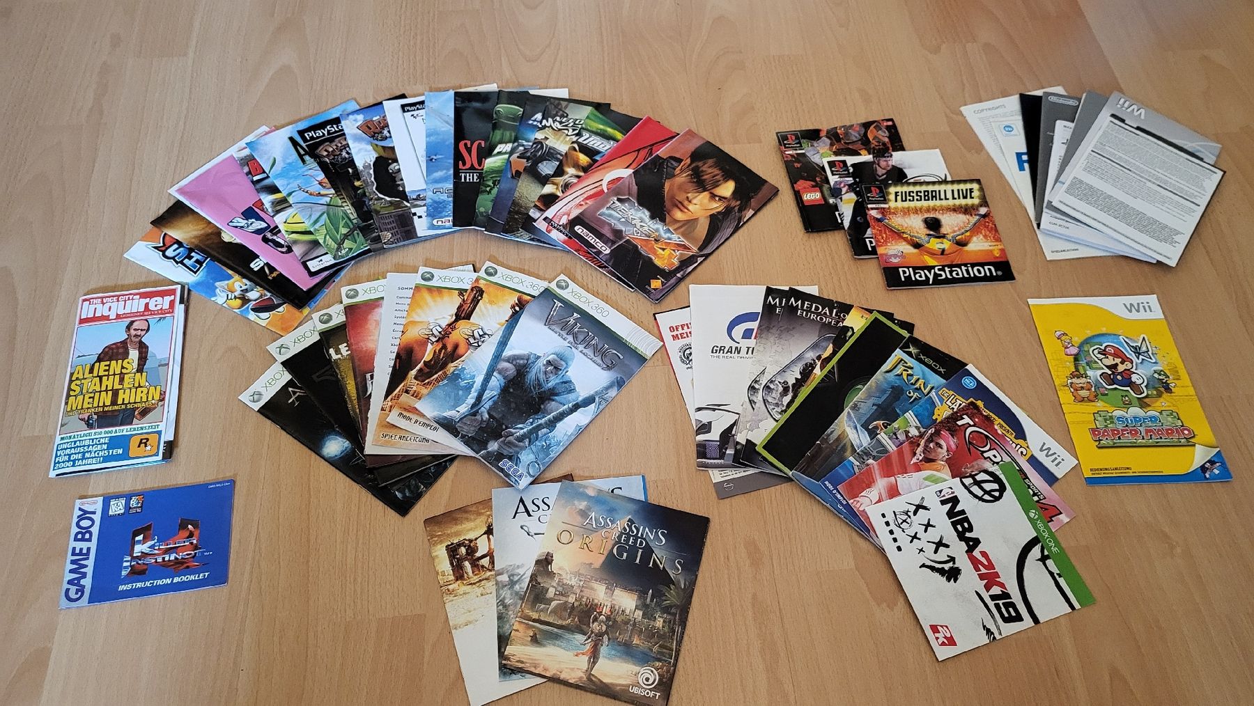 Giochi: Video Spiele-Anleitungen Div.Konsolen – Nuovo (secondo la descrizione) da Biel/Bienne venduto da Retrohr