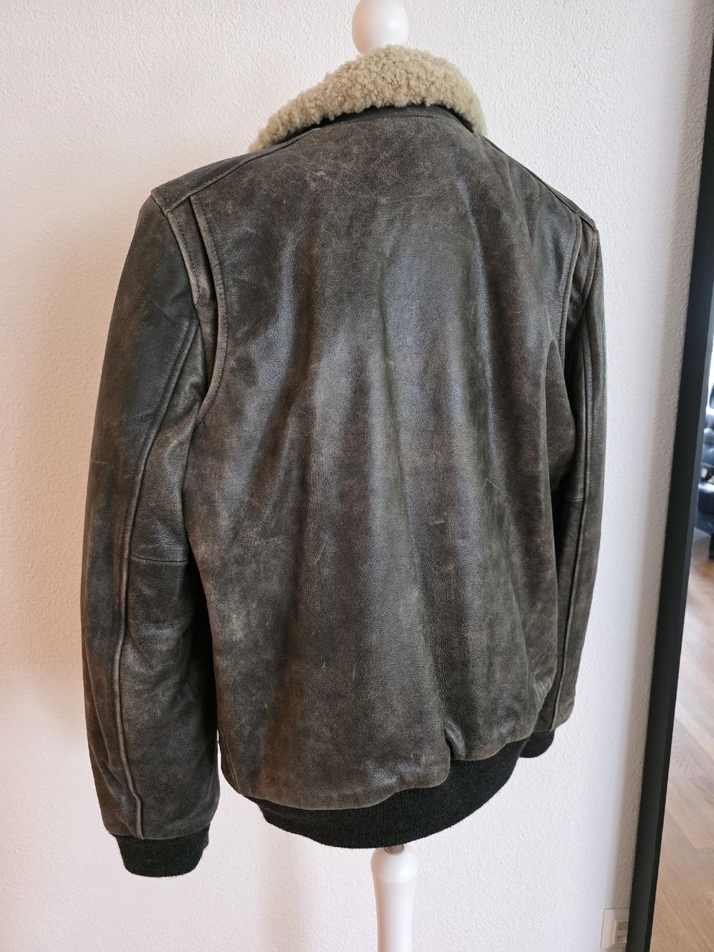 Chevignon Giacche: Chevignon Lederjacke, Vintage Look, Gr. L – Nuovo (secondo la descrizione) da Kerns venduto da d_s_obwalden 3