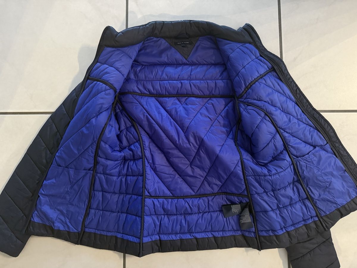 Tommy Hilfiger Giacche: Tommy Hilfiger Jacke – Usato da Recherswil venduto da Noname1 3