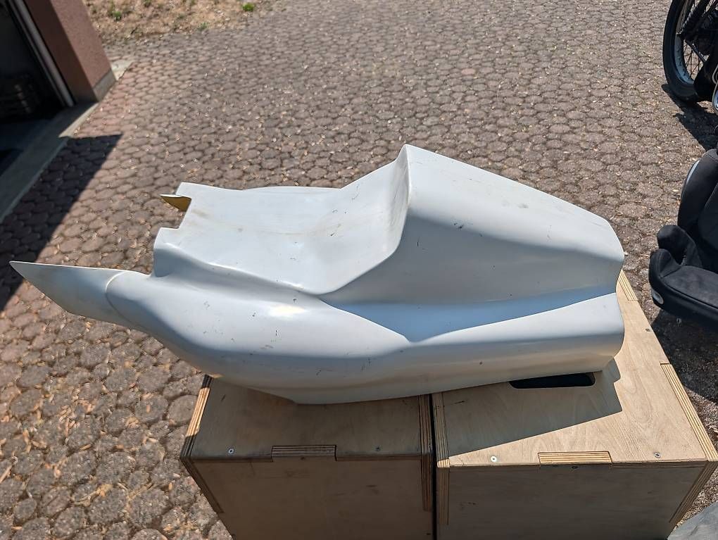Tutti i ricambio per moto: YAMAHA RDLC 500 selle monoplace – Usato da Vesenaz venduto da bertrandleblanc 2