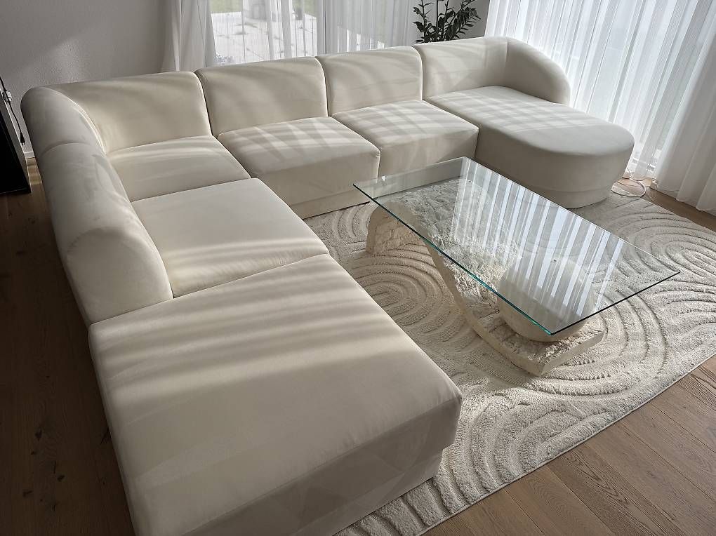 Sofas: Modularsofa Miley 6/7-Sitzer  Samt Beige  – Gebraucht aus Neukirch (Egnach) von ble_rsv6 1