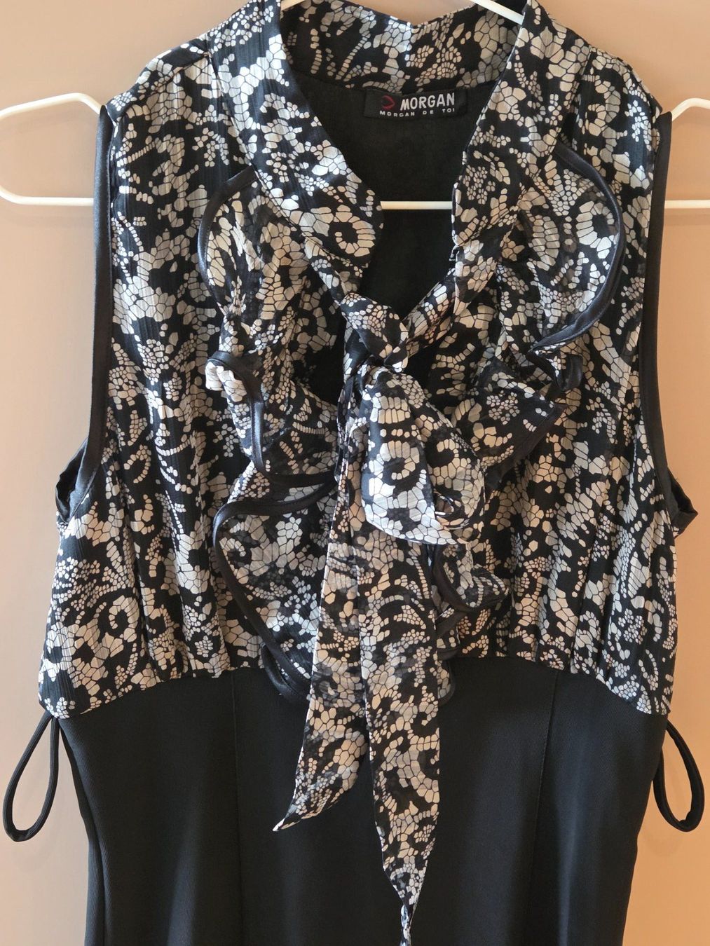 Morgan Vestiti: Kleid von MORGAN mit eleganten Blumenmuster – Usato da Emmen venduto da GrabandGo 1