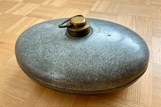 Altri elettrodomestici e apparecchi d’epoca: Antike Bettflasche – Usato da Kriens venduto da heleneb02 1