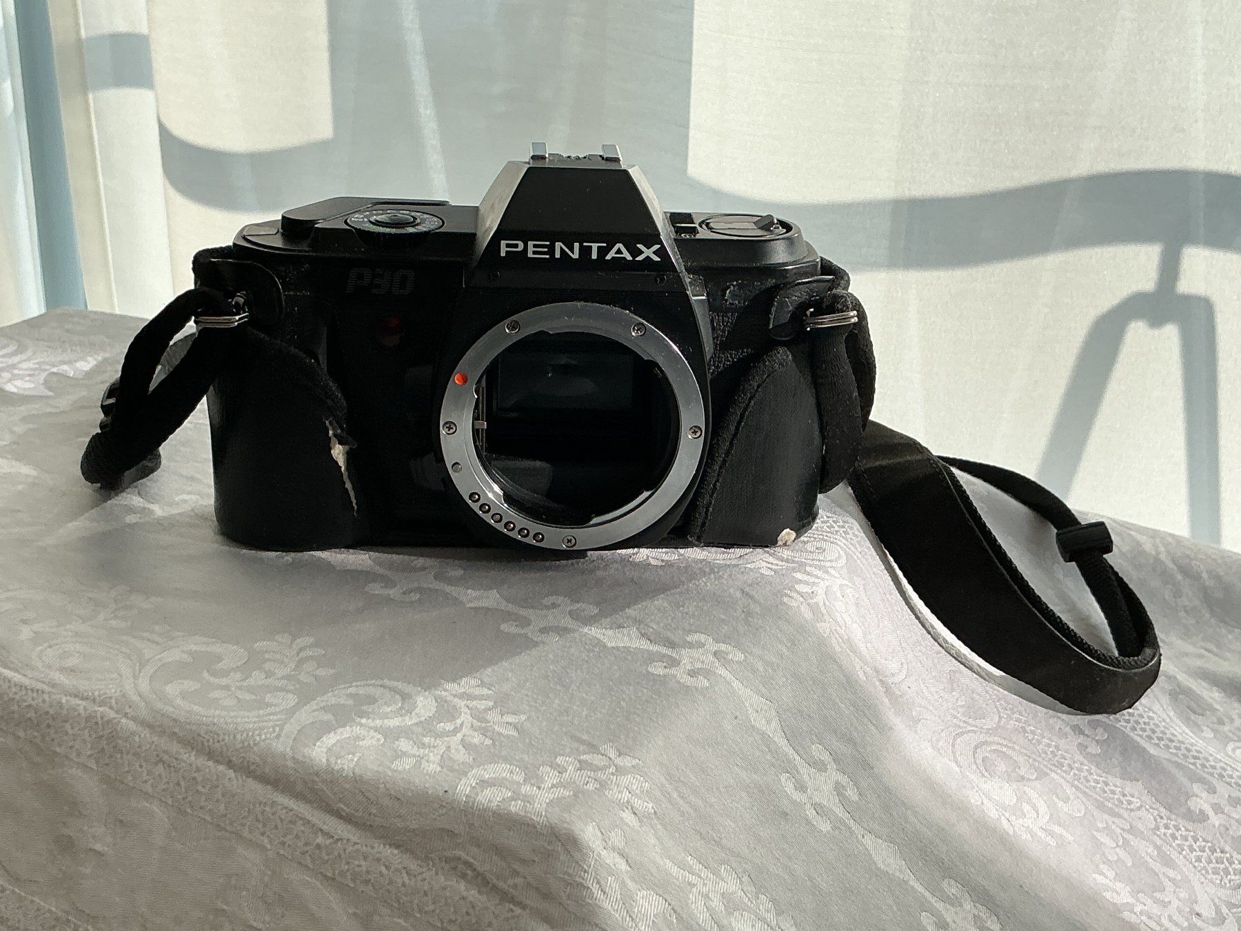 Pentax Fotocamera: Vintage Pentax P30 Analog – Usato da Rüschlikon venduto da FranSca