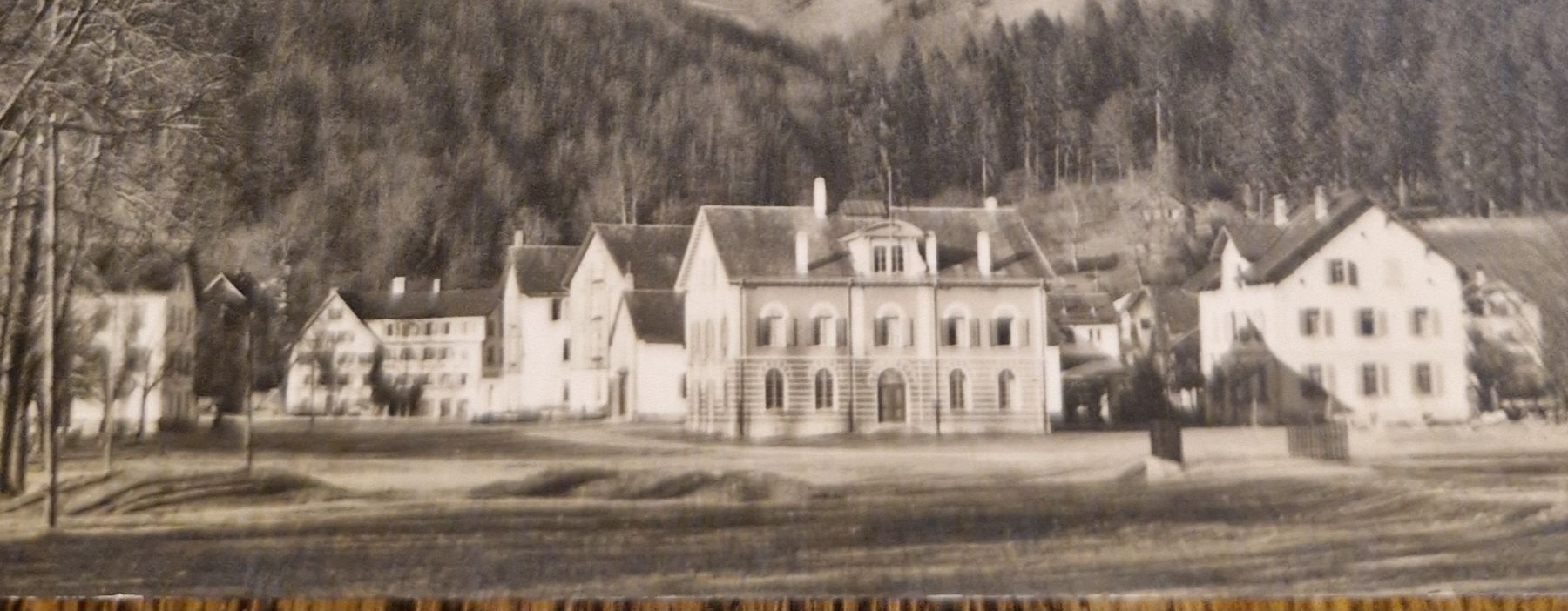 Cartoline postali: Kasernen Wallenstadt – Usato da Ebikon venduto da Donar50 1