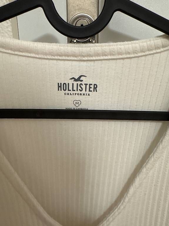 Maglioni & Felpe: Hollister Jäckli/Pullover Grösse M – Usato da Pfäffikon SZ venduto da Melanie335 1