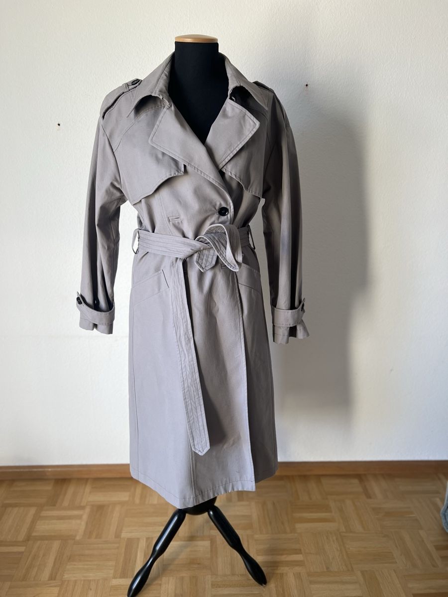 Anine Bing Cappotti: ANINE BING Finley Trenchcoat – Nuovo (secondo la descrizione) da Oftringen venduto da bashikra