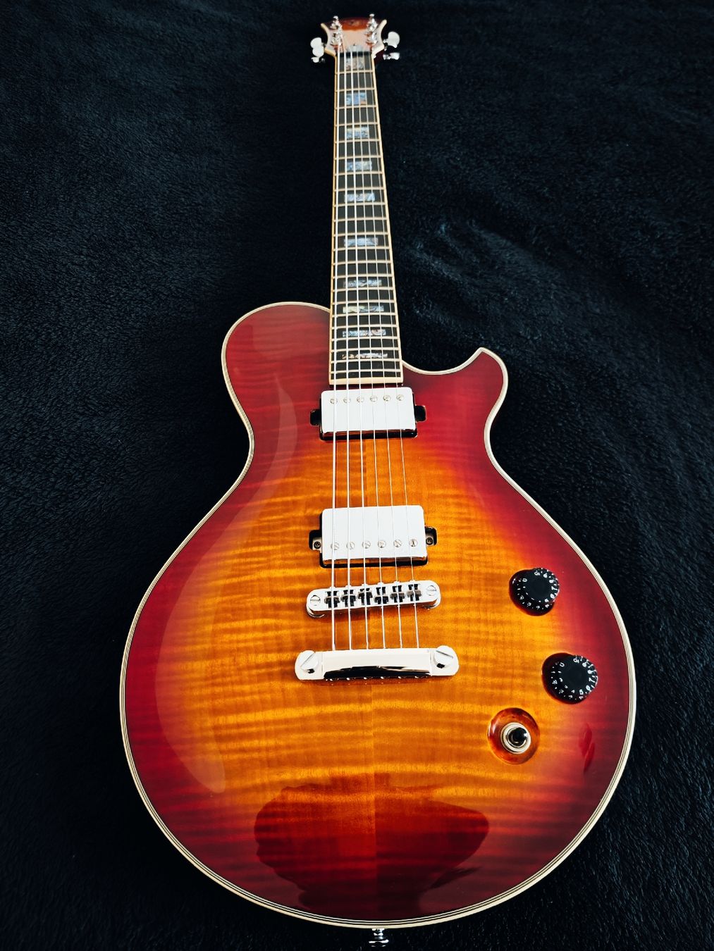 Strumenti musicali: Michael Kelly Patriot Custom – Usato da Obfelden venduto da tan_9h7p 1