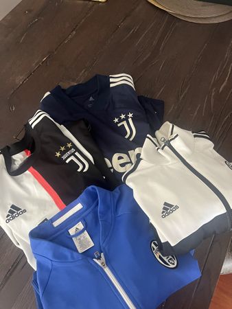 Juventus Adidas Fussball Trikots und Jacken Set 4 Teile