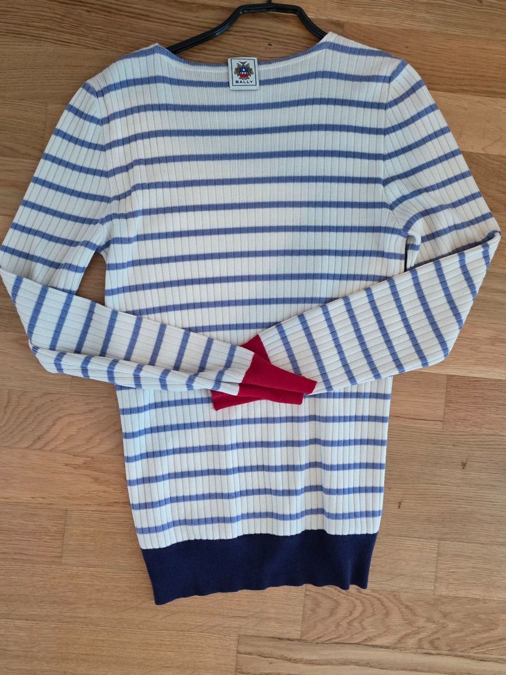 Bally Maglioni & Felpe: Bally Edel-Strickpullover Gr. M(IT 42/DE 36) Kaschmir, Seide – Nuovo (secondo la descrizione) da Zollikon venduto da Galaxycana 1