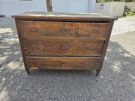 Altes Kommode, 3 Schubladen, Holzmöbel, Vintage, zum restaur