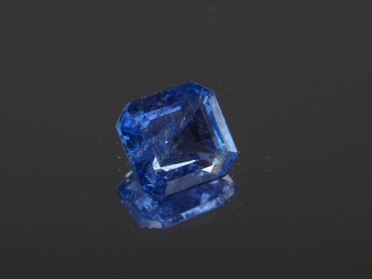 Pietre preziose: Natural Tanzanite 1.00ct - Blue/Violet – Nuovo e nell'imballaggio originale da Buchs SG venduto da OTNaturalGems