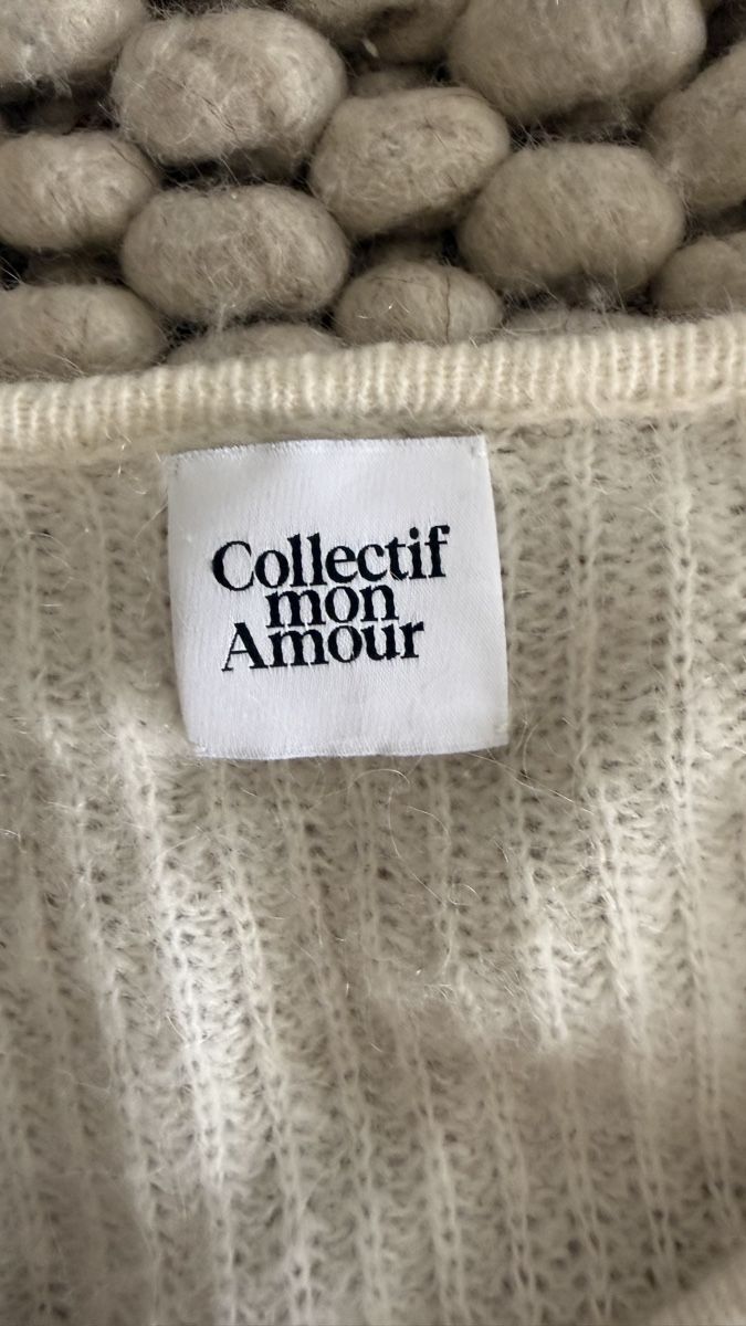 Pullover & Sweatshirts: Cardigan Collectif mon Amour – Neu (gemäss Beschreibung) aus Schaffhausen von melanieisa 1