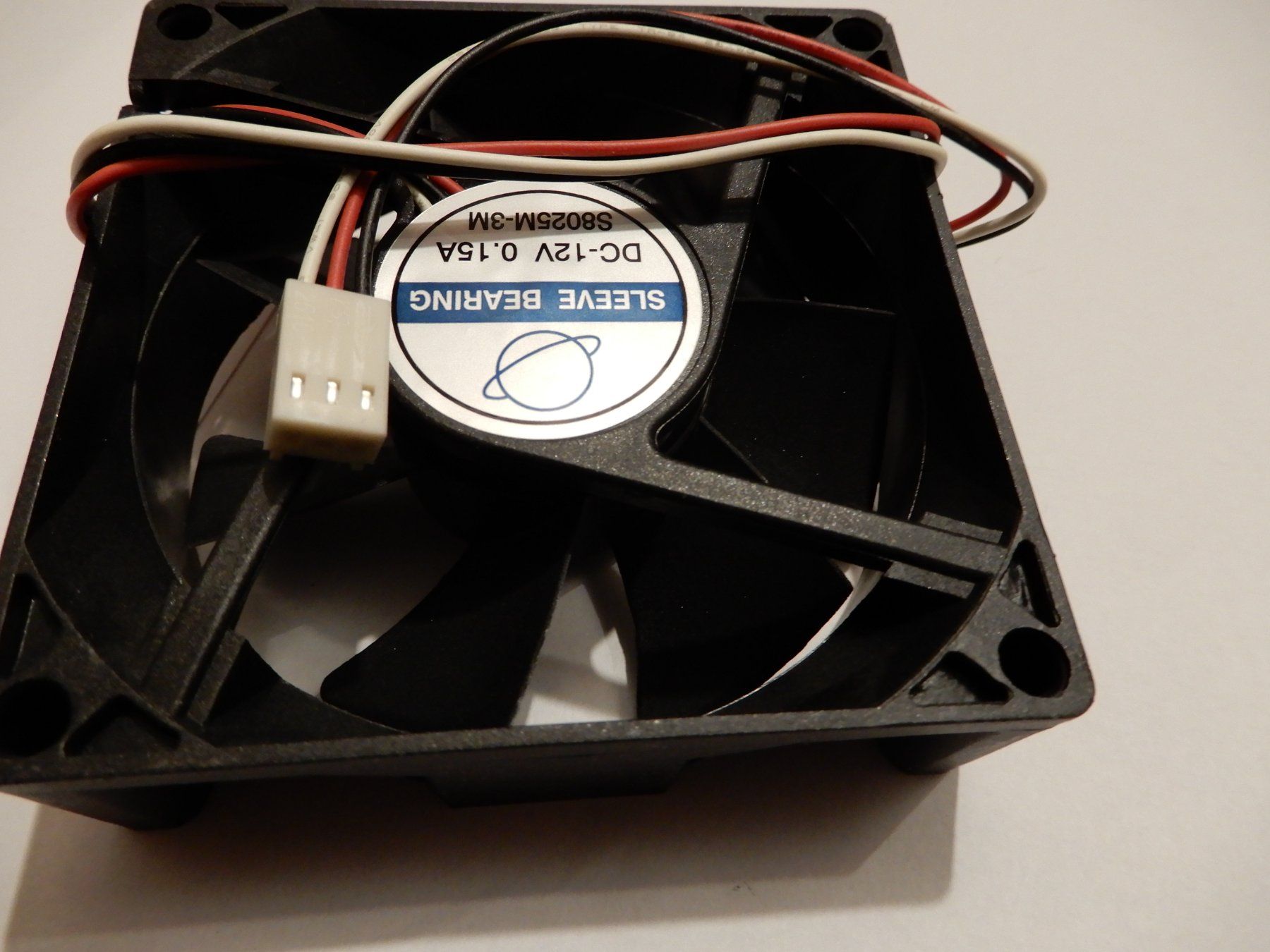 Composants électroniques: Gehäusekühler Seelev Bearing  DC 12V 0.15A – D'occasion à Worben par MaKo3252 4