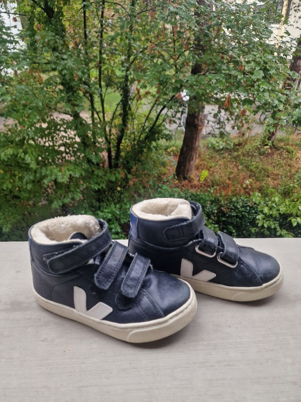 Veja Herrenschuhe: Veja Schuhe Gr30 – Gebraucht aus Basel von chingson