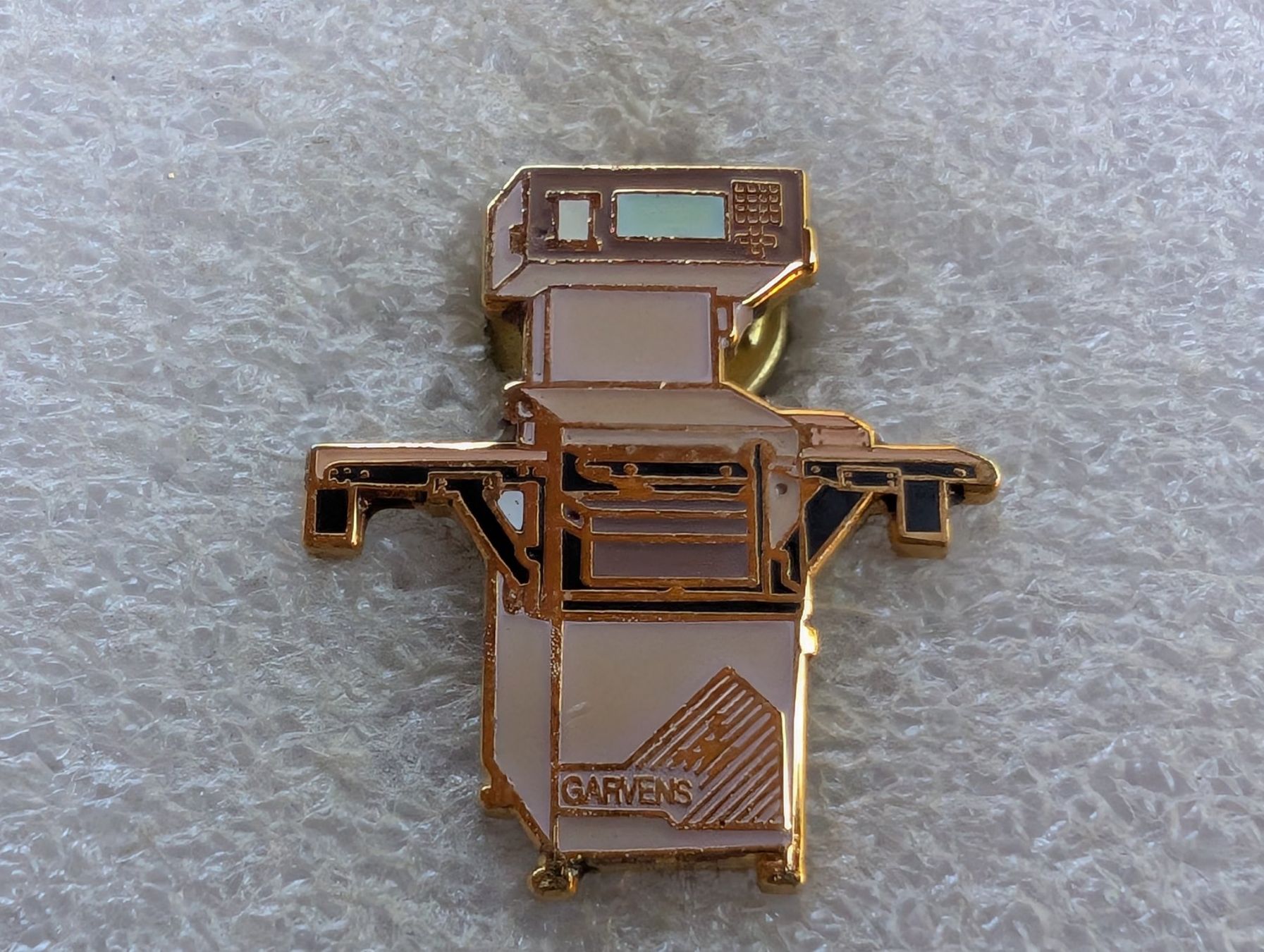 Placchette & Badge: Ansteckpin 87: Garvens – Usato da Oppligen venduto da Pin-Fall-Shop