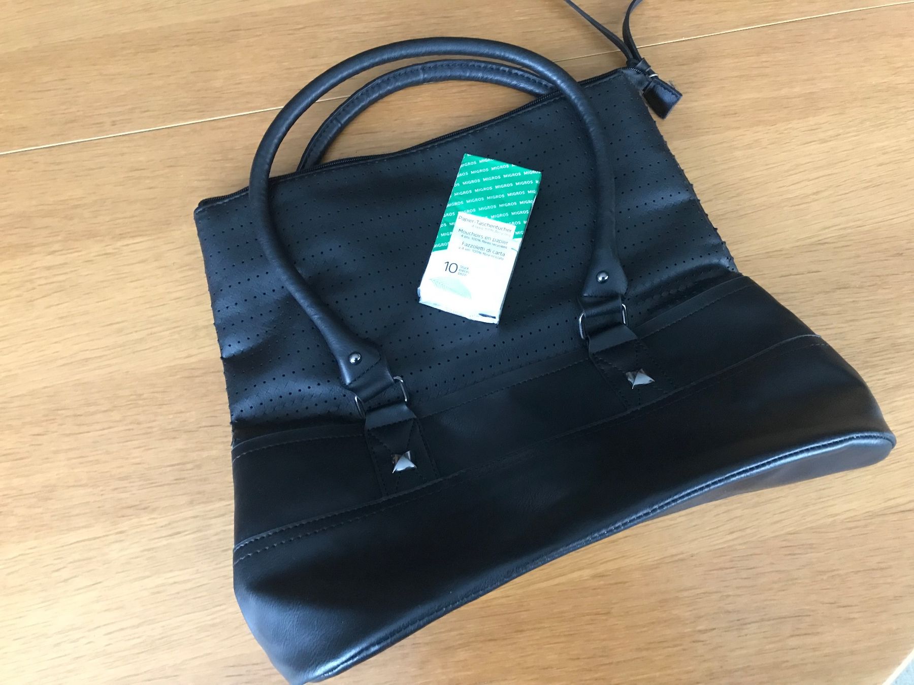 Taschen für Damen: Damentasche – Neu (gemäss Beschreibung) aus St. Gallenkappel von brother707 1