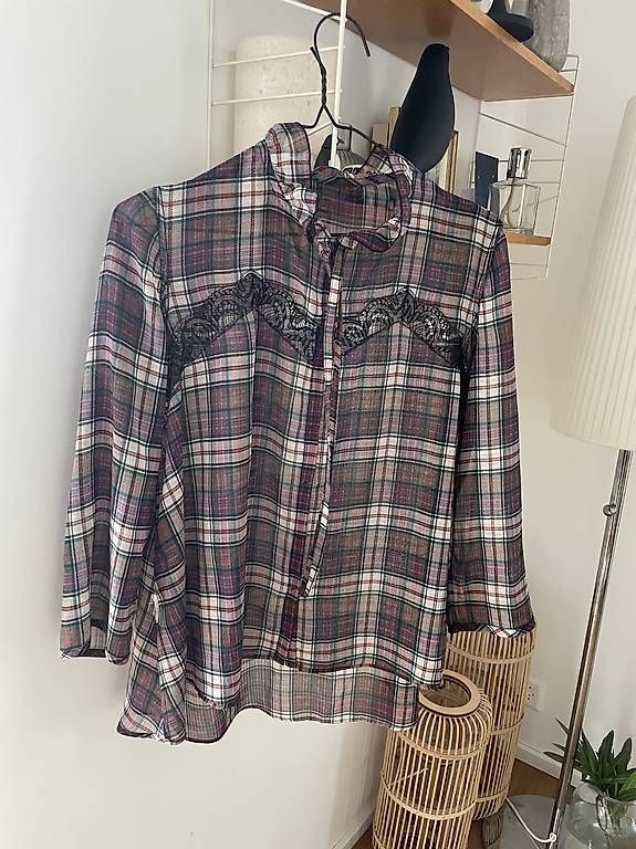 Claudie Pierlot Camicette: Claudie pierlot taille 38 – Usato da Renens VD venduto da siric1996
