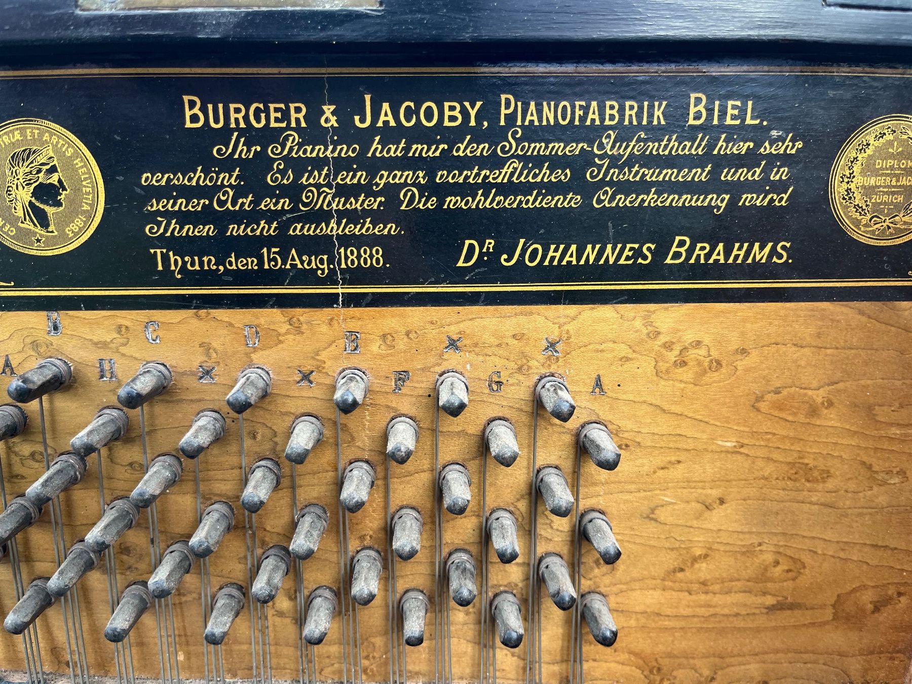 Burger & Jacobi Musikinstrumente: Klavier Burger Jacoby – Gebraucht aus Allmendingen b. BE von juair 2