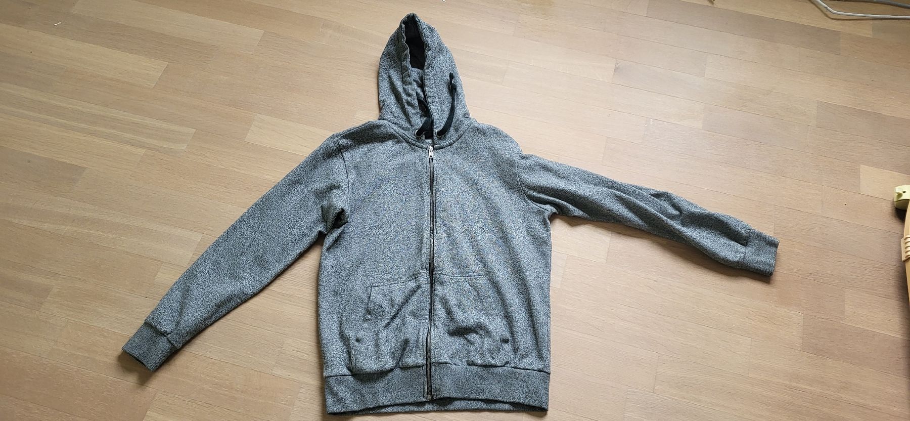 Vestes & Manteaux: Sweatshirtjacke – D'occasion à Amlikon-Bissegg par Schnuefeli4