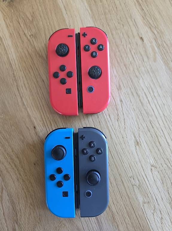 Controller: 2 paires de Joy-Con Nintendo Switch – Usato da Cottens FR venduto da SteveBssk 2