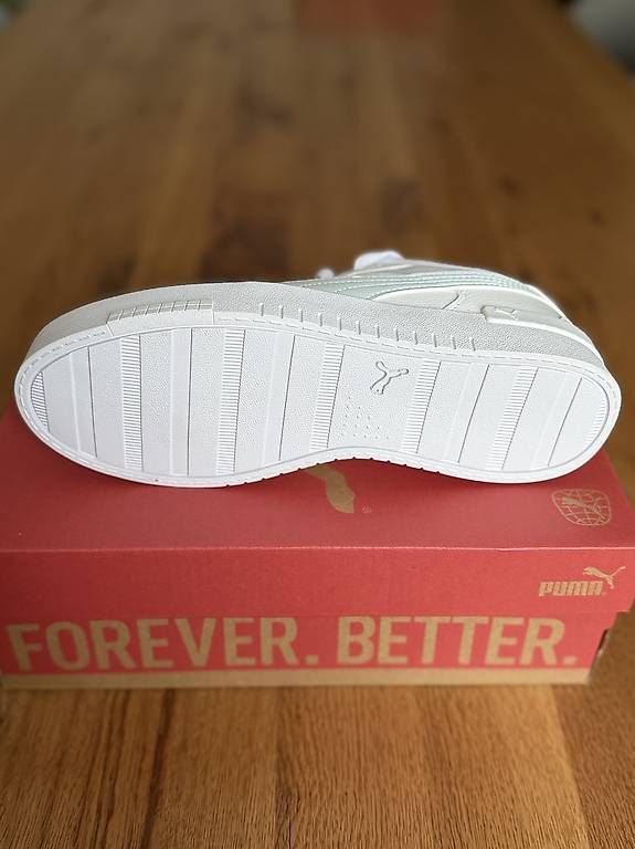 Scarpe da donna: Puma Jola / Weis & Hellbalu / Sneaker / Neu – Usato da Uttwil venduto da gol_85mj 4