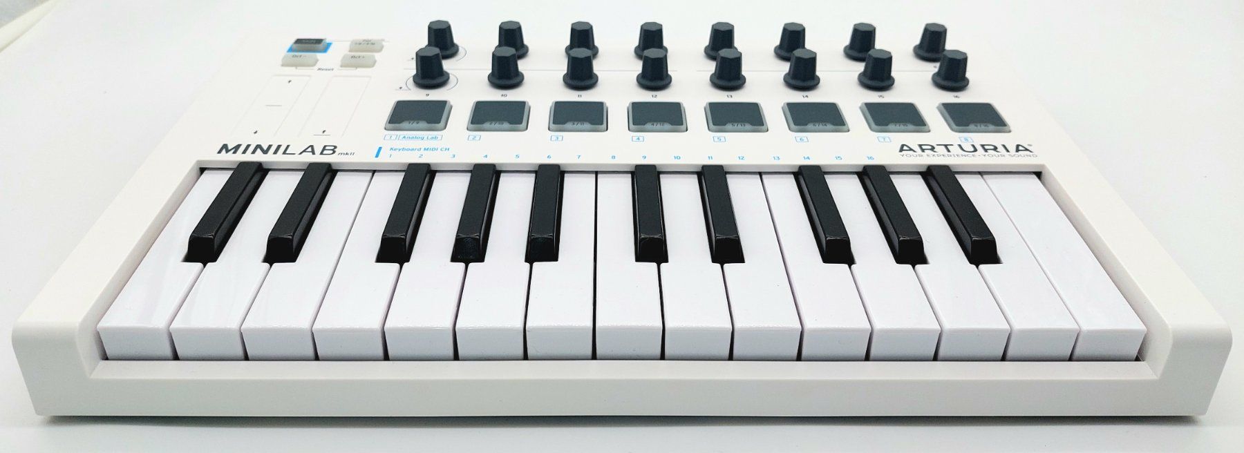 Arturia Musikinstrumente: Arturia MiniLab MKII – Gebraucht aus Villars-sur-Glâne von  1