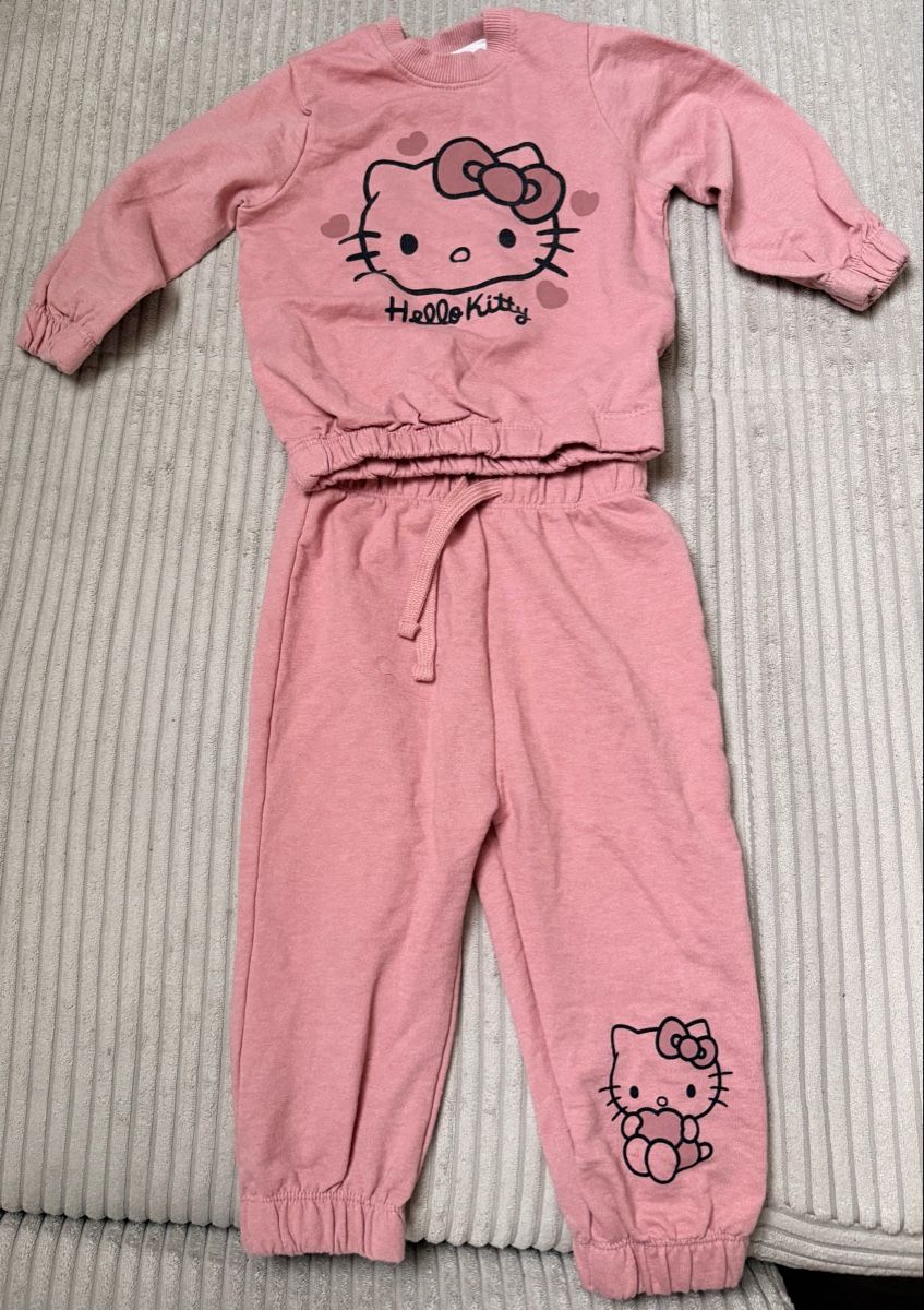 Lotti & Set di vestiti: Baby Kleider  – Usato da Basel venduto da Cookie_jmc 1