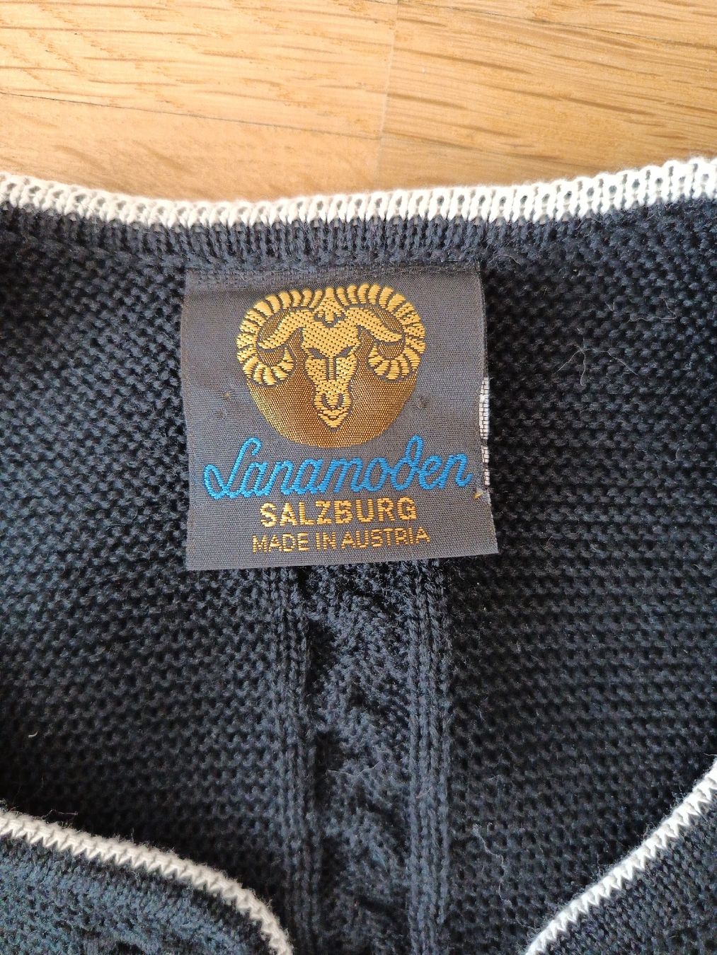 Wolle: veste en pure laine vierge  – Neu (gemäss Beschreibung) aus Delémont von lilou_jura 1