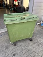 Abfallcontainer grün auf Rollen gebraucht