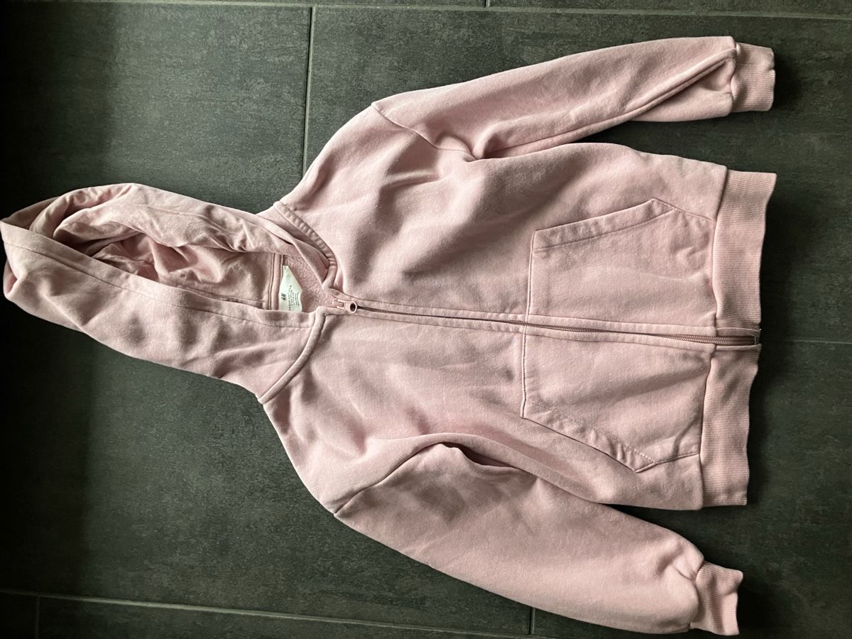 H&M Jacken & Mäntel: Trainingsjacke Gr. 128 H&M – Gebraucht aus Reigoldswil von Misa1705