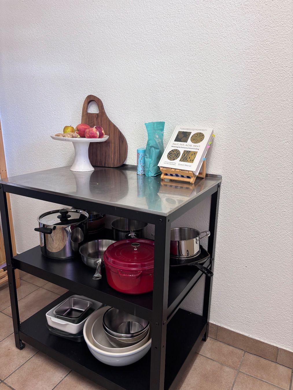 Regale: Stainless Steel Kitchen Shelf – Gebraucht aus Zürich von Alexandre.P