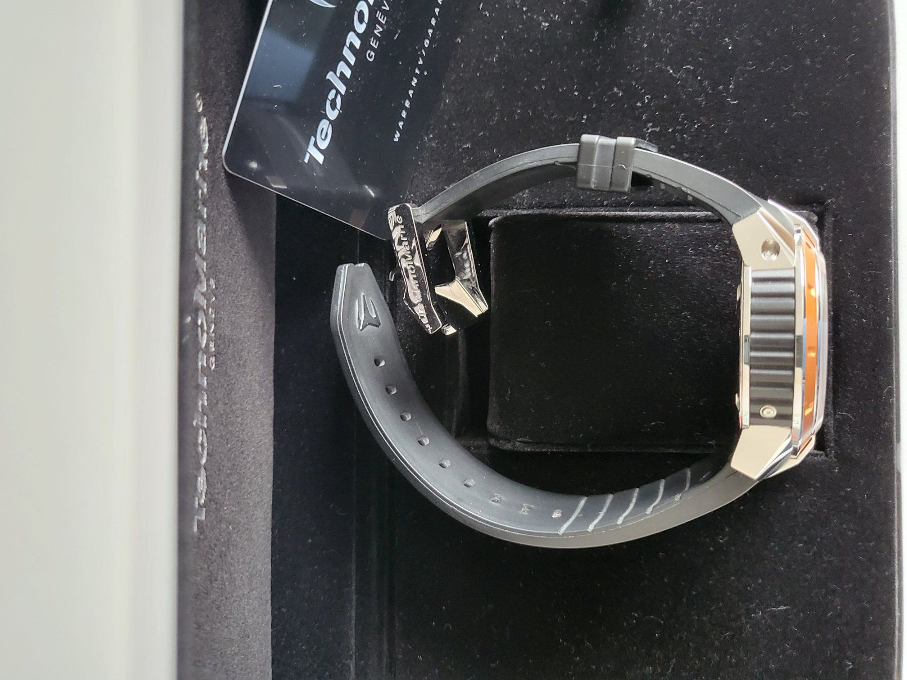 Uhren: Technomarine UF6 Uhr Full Set – Gebraucht aus Endingen von rob_6dnc 5