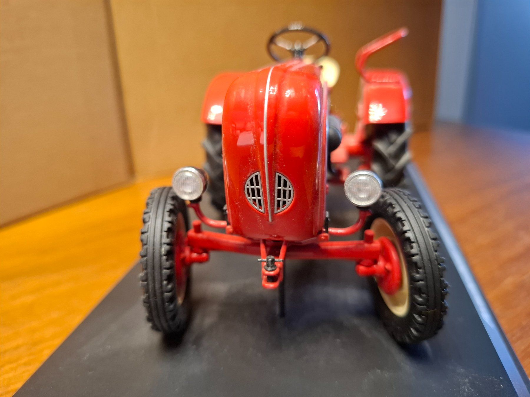 Porsche Modellini d'auto: Modell Traktor Porsche-Diesel Junior – Usato da Obernau venduto da Schmidip 3