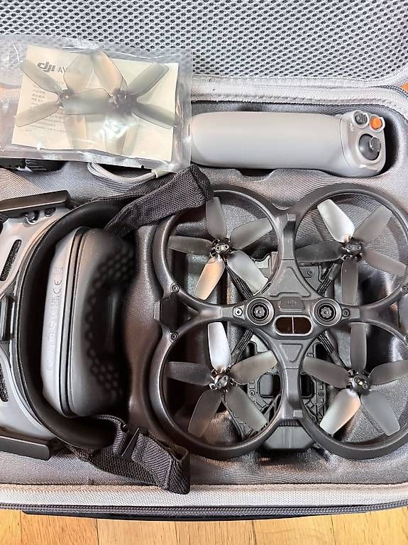 DJI Casco VR: DJI Avata Fly smart – Usato da Frauenfeld venduto da dom_p5ph 3