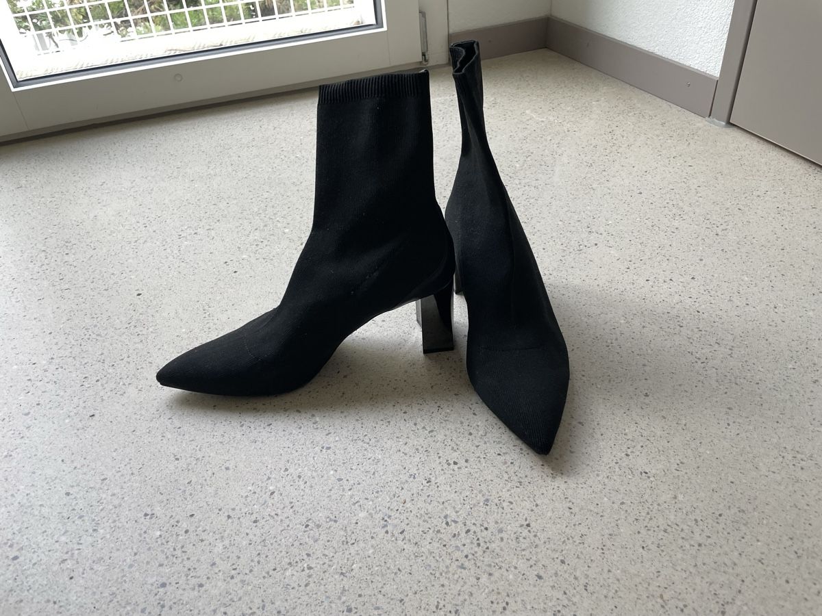 Zara Scarpe da donna: Stiefeletten Zara Gr.41 – Nuovo (secondo la descrizione) da Zürich venduto da Mary233