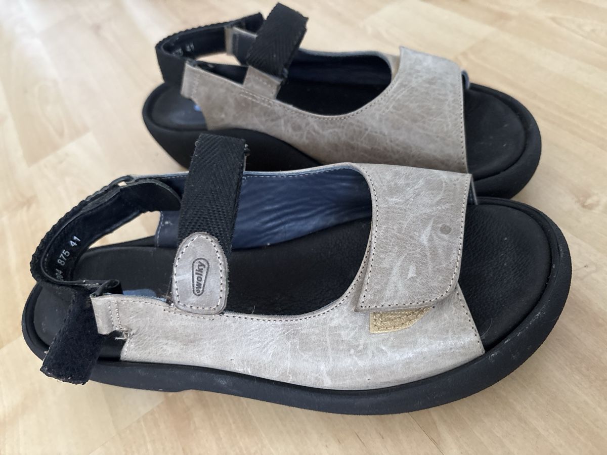Scarpe da donna: Walky Sandalen, grau,gr.41 – Usato da langenthal venduto da rundholz7 5