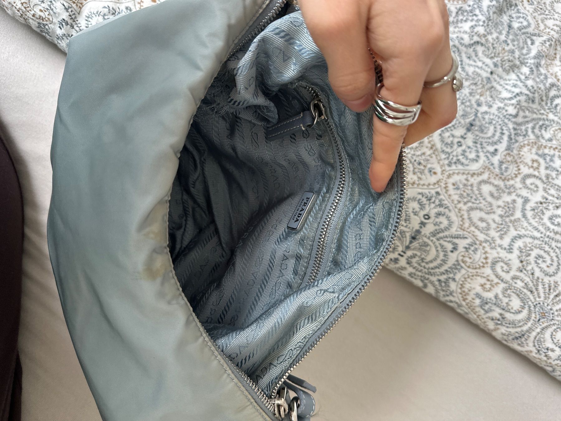 Prada Taschen für Damen: Prada Nylon Bag Vintage Y2K Selten Hellblau – Defekt aus Rheineck von sam_9m27 5