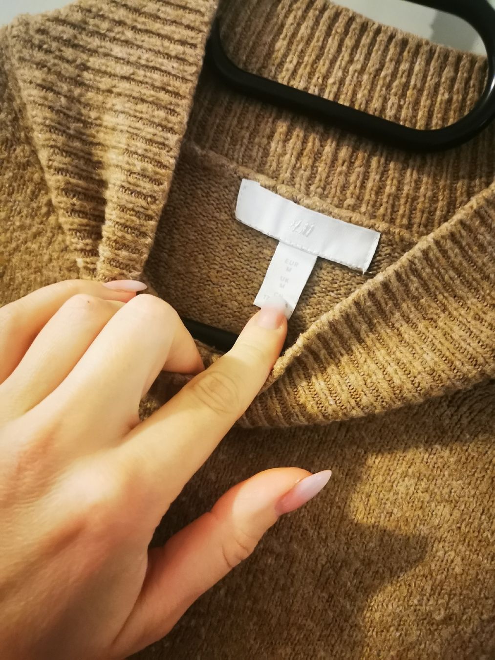 H&M Maglioni & Felpe: H&M Strickpullover, beige, Grösse M , Top Zustand! – Usato da Balsthal venduto da Leila_Luna 1
