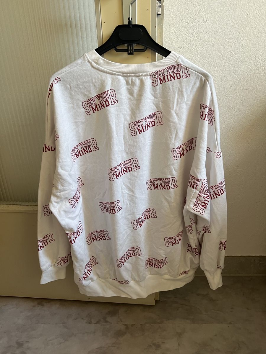 Maglioni & Felpe: Pullover – Usato da Kirchberg BE venduto da lea_kb6y 1