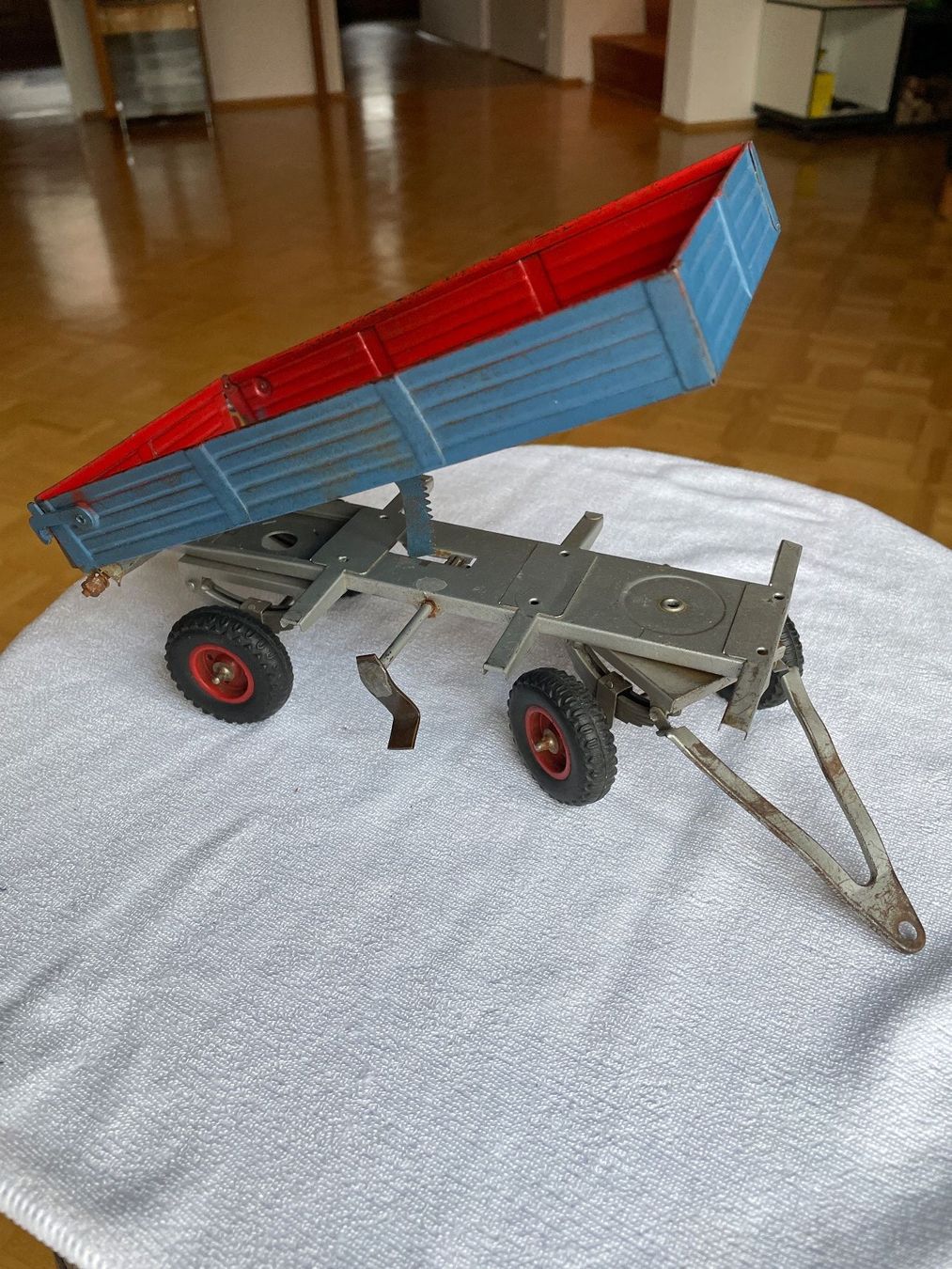 Giocattoli: Arnold Perplax Traktor mit Anhänger – Usato da Zell ZH venduto da pascho01 3