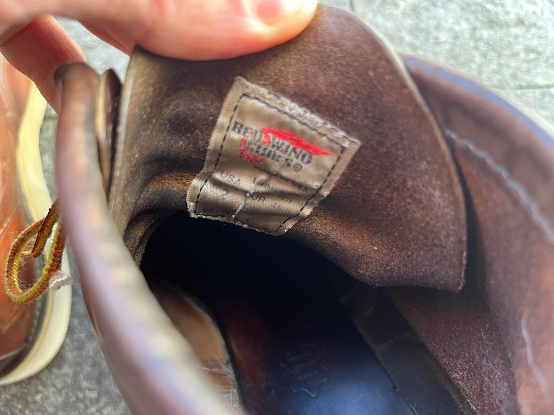 Red Wing Herrenschuhe: Red Wing Moc Toe Boots 45 – Gebraucht aus Bottmingen von Puffsack 4