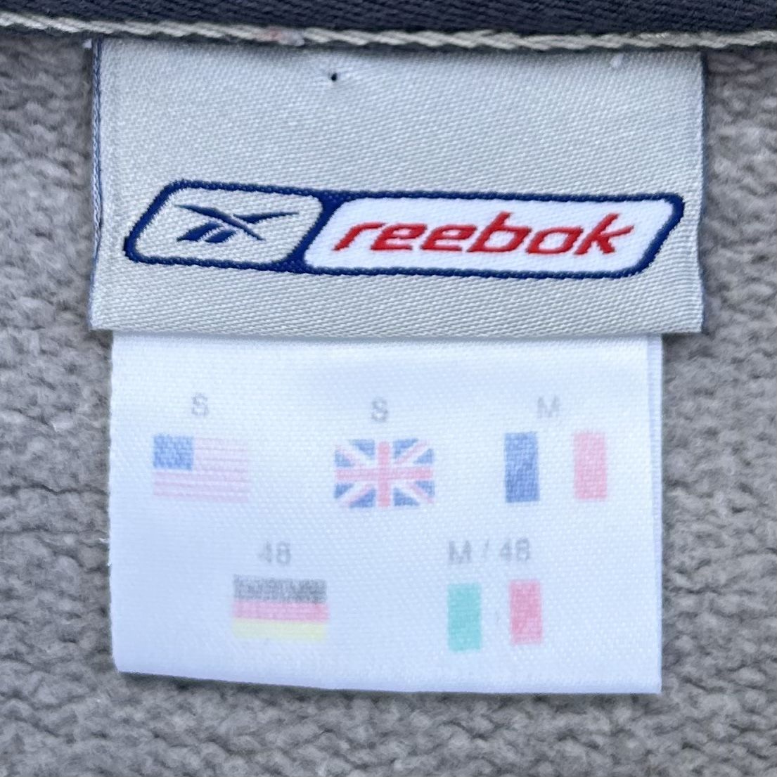 Reebok Pullover & Sweatshirts: Vintage grey Reebok embroidered sweatshirt – Gebraucht aus brent von fukusapes 4