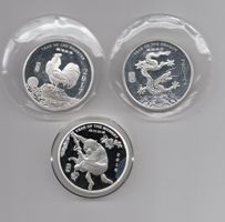 (2317) China, 3 x 1 Unze, 2012, 2016, 2017 Reinsilber
